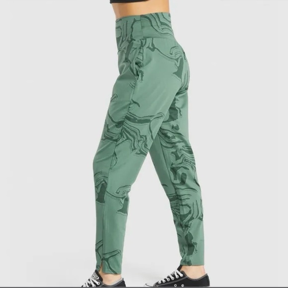 Gymshark joggers - Picture 3 of 5